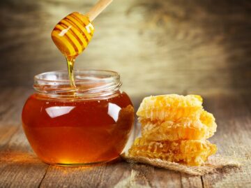 احترس رغم فوائده التي لا حصر لها أضرار العسل خطيرة في هذه الحالات
