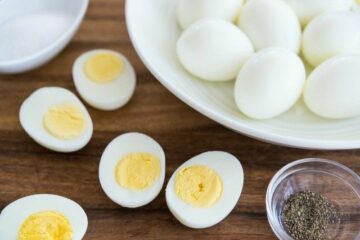 فوائد البيض المسلوق المذهلة: تناول بيضة واحدة على الريق وهذا ما سيحدث لجسمك بعد 5 أيام