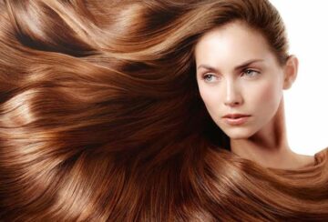 طريقة صبغ الشعر باللون الأشقر أو البني بمواد طبيعية في المنزل بعيدًا عن الكيماويات والمكونات الضارة