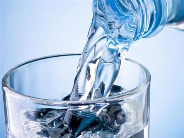 فوائد شرب الماء بكثرة التي لا تعرفها: 3 أشياء ستحدث لجسمك وفق الدراسات الحديثة