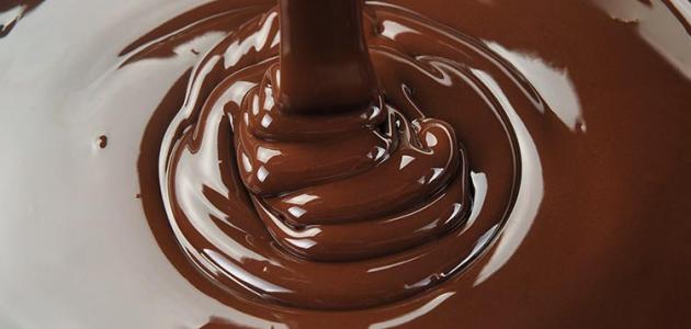 طريقة عمل صوص الشوكولاتة بالطريقة الفرنسية اللذيذة بكل سهولة وامكانيات بسيطة